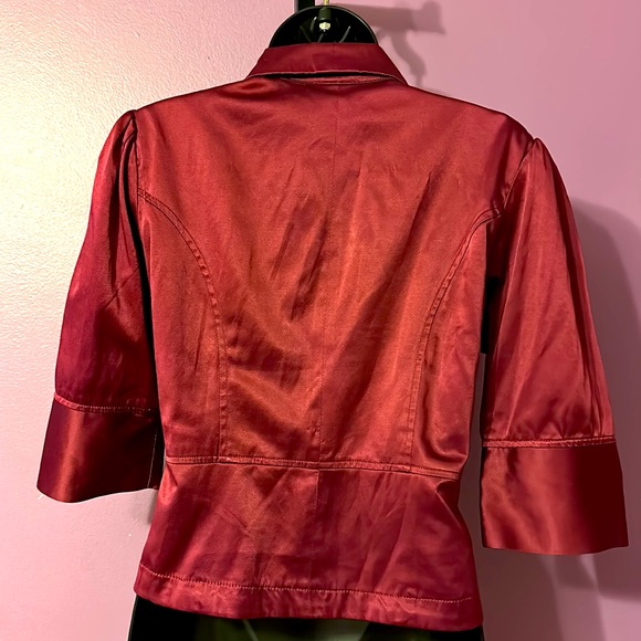 Fuchsia Jacket - Picture 2 of 3